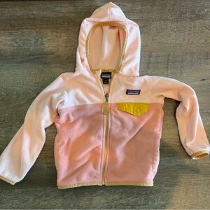 Patagonia Kids Light Pink Fleece Hoodie with Yellow Pocket